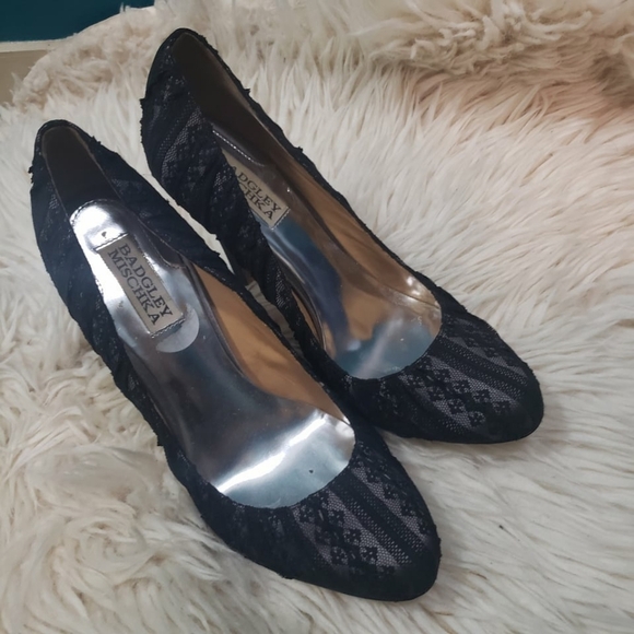 Badgley mishka women's black lace round toe 4.5" heels size 7.5 - Picture 9 of 9